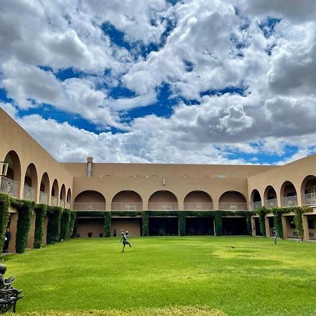 Hotel Santa Fe Camargo Eksteriør billede