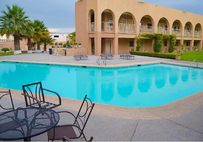 Hotel Santa Fe Camargo Eksteriør billede