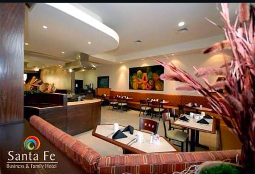 Hotel Santa Fe Camargo Eksteriør billede